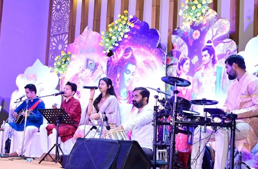 Divine Bliss - Bhajan & Kirtan Jamming Band